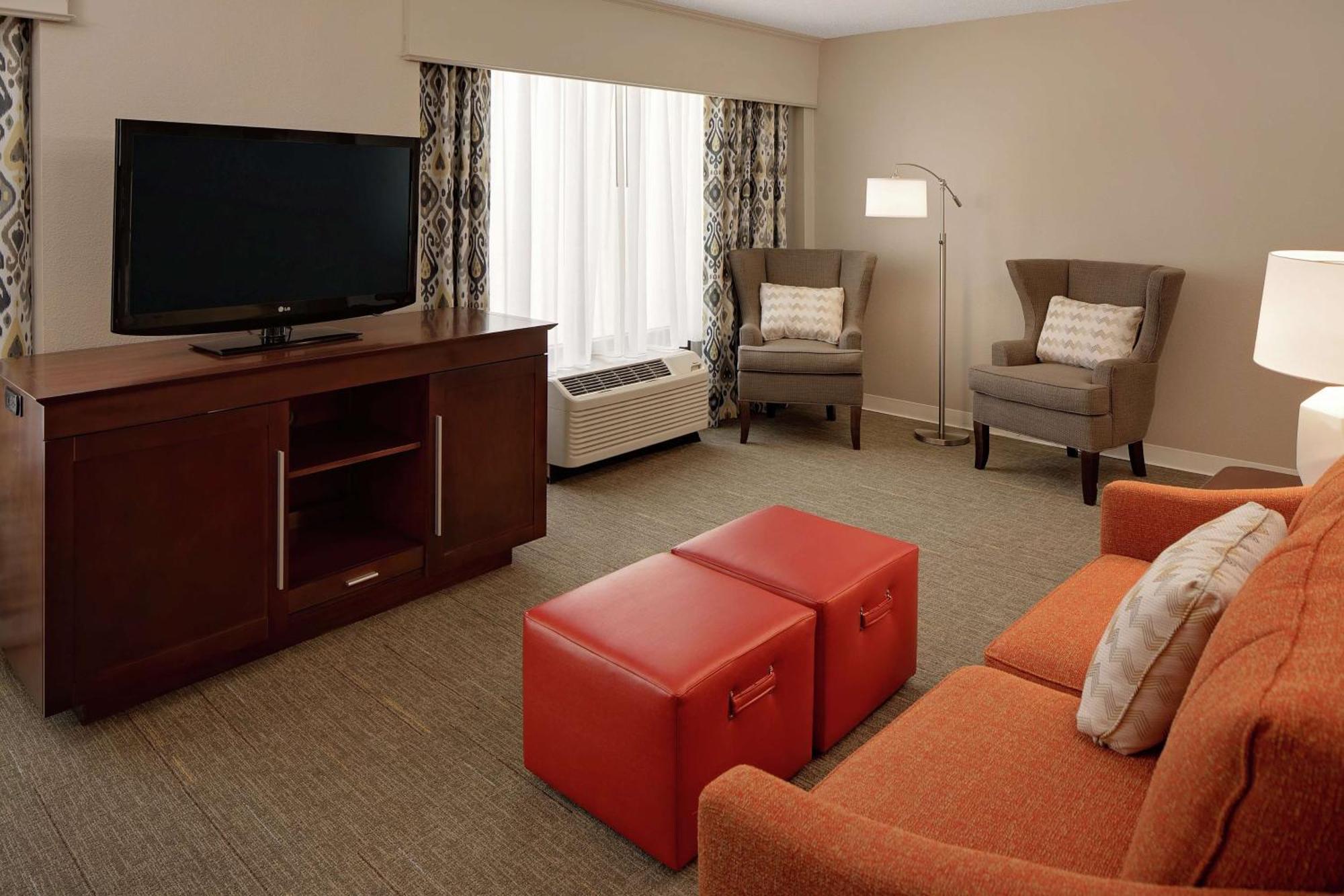 Hampton Inn Louisville Downtown Exterior foto