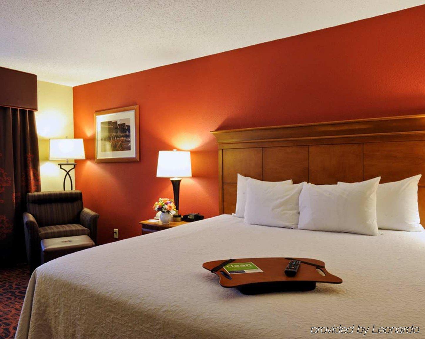 Hampton Inn Louisville Downtown Zimmer foto